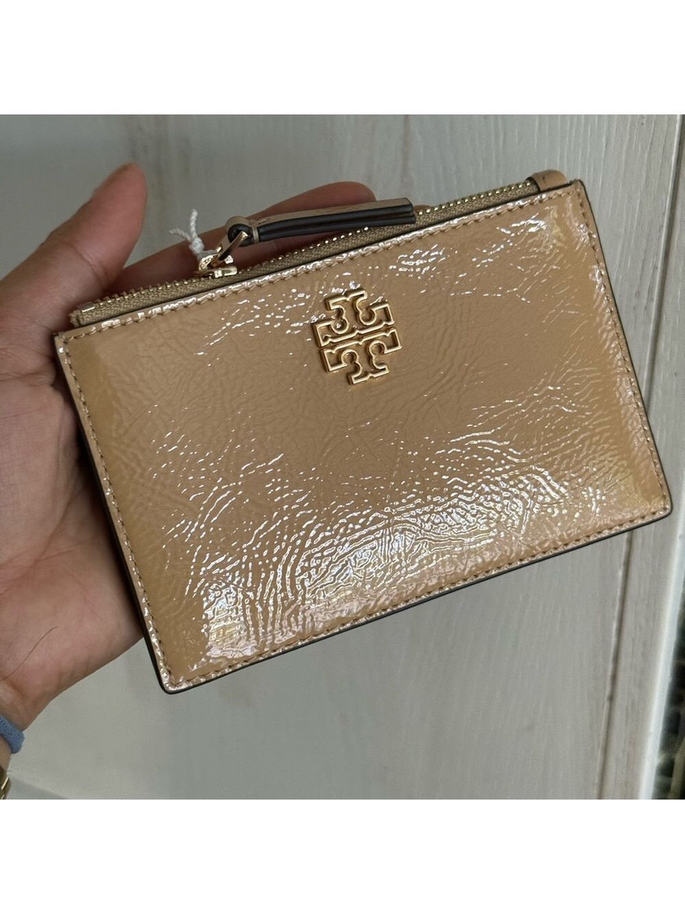 Tory Burch Beige Patent Leather Card Holder